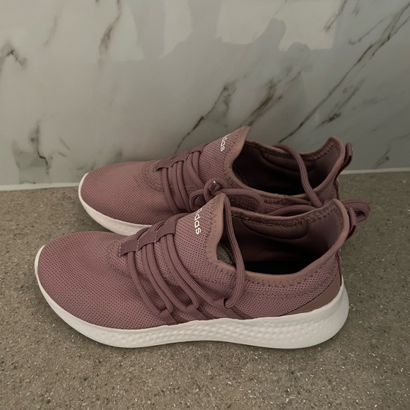 Adidas Women's Mauve Sneakers - Picture 2 of 3